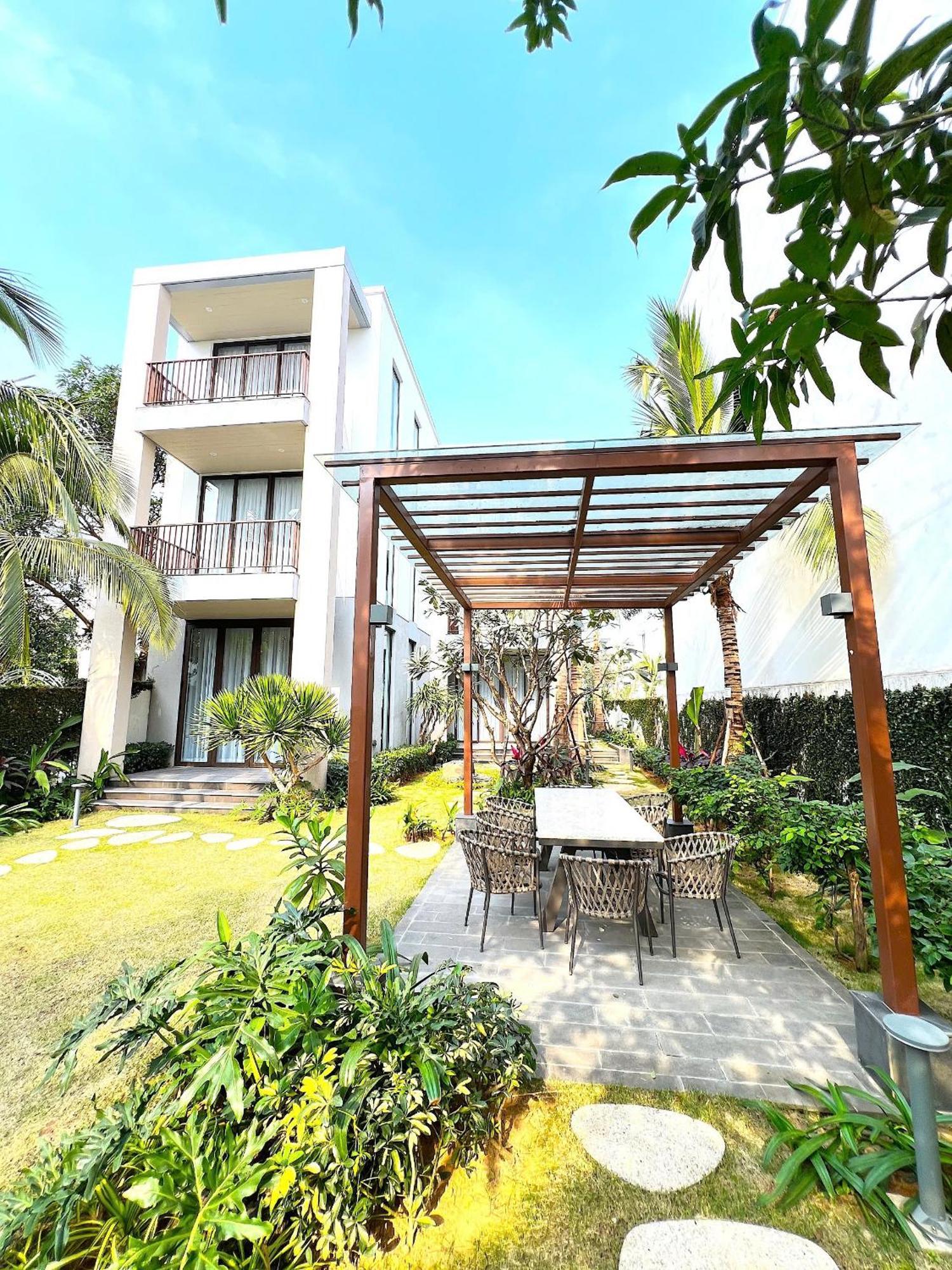 Oakwood Ha Long Hotel Buitenkant foto