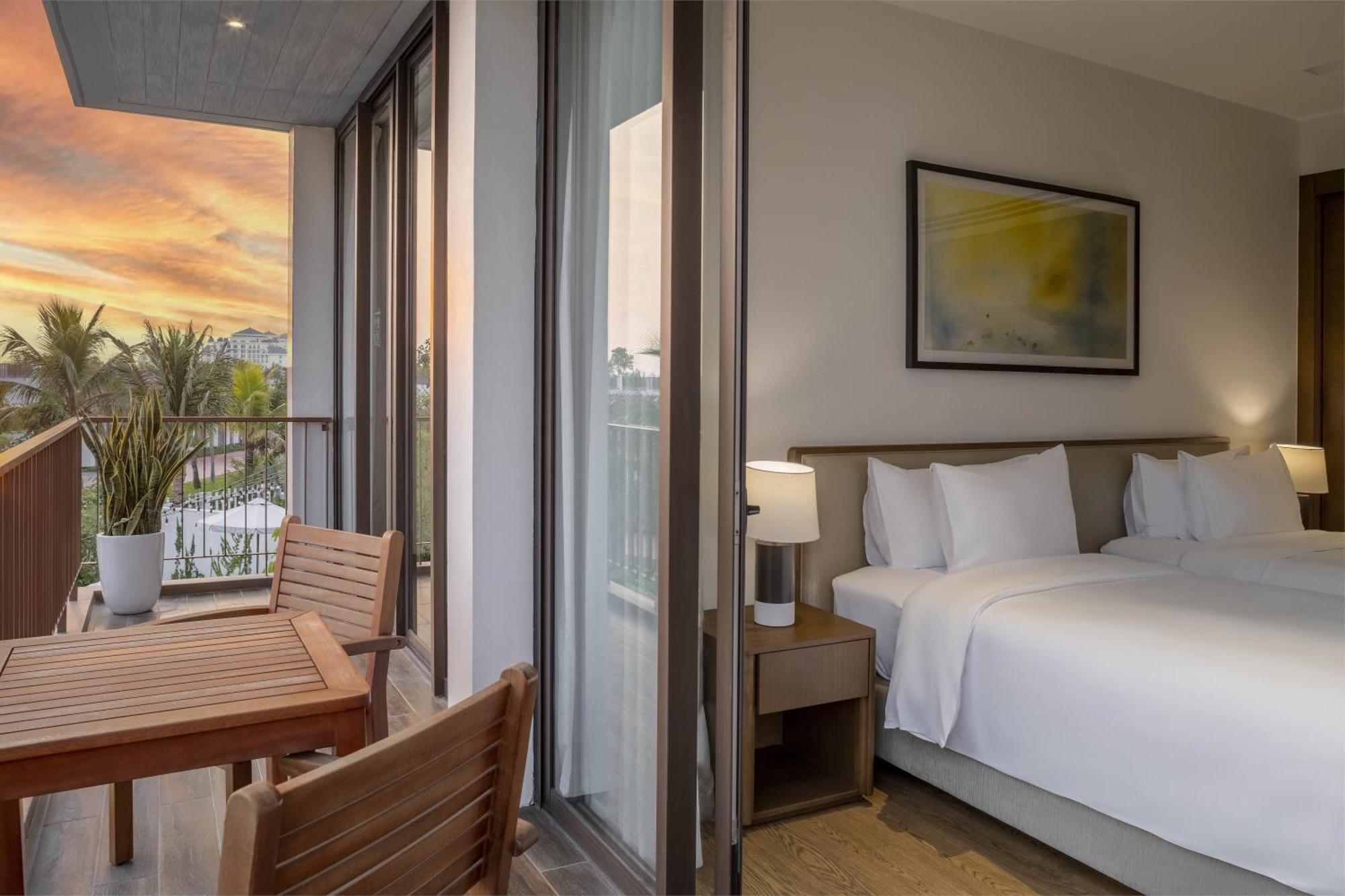Oakwood Ha Long Hotel Buitenkant foto
