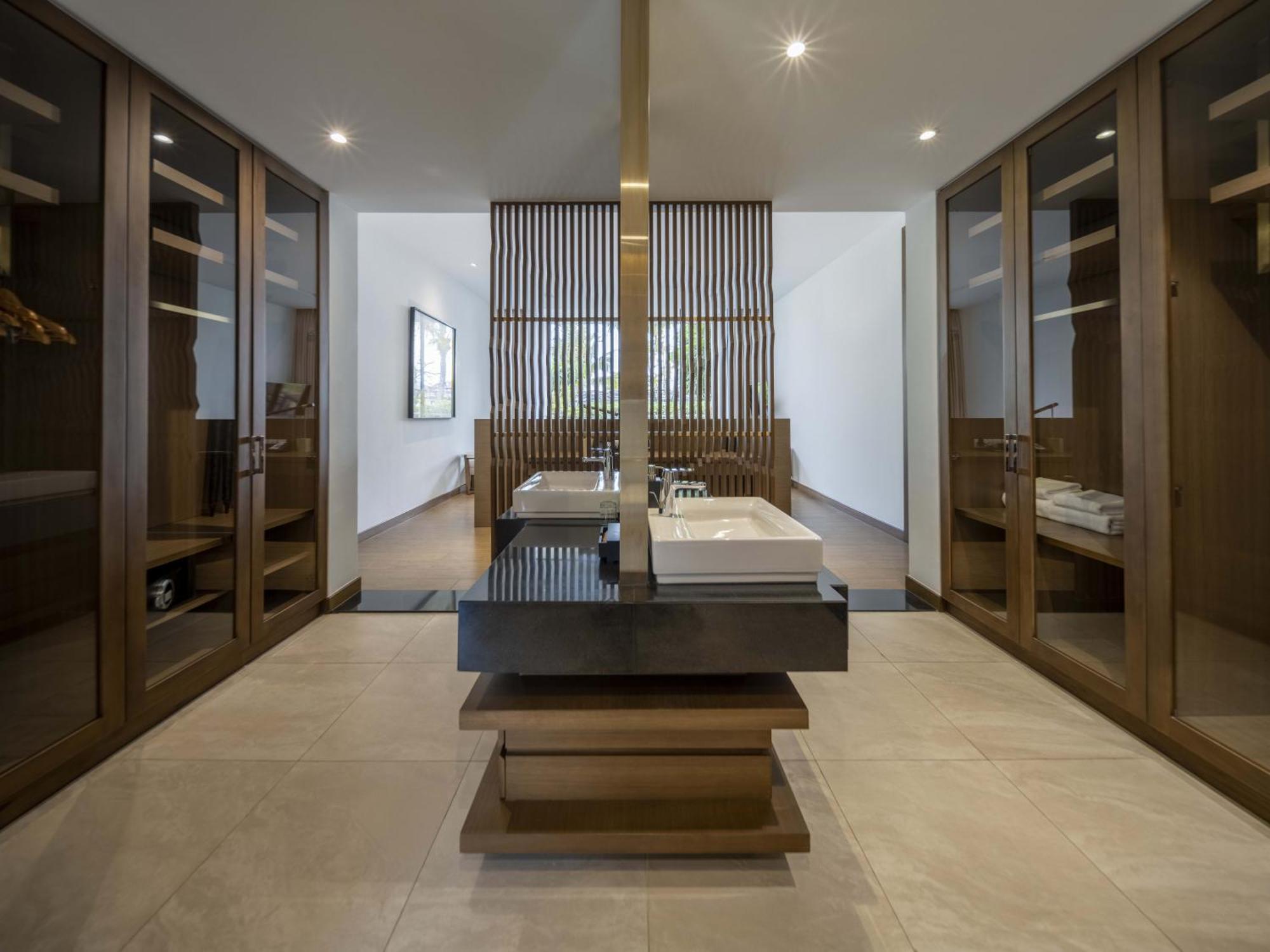 Oakwood Ha Long Hotel Buitenkant foto
